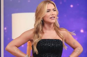 Festa de Virginia acaba em confusão e fornecedores interrompem os serviços