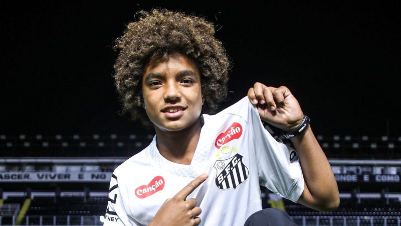 Santos acerta permanência de Kaun Basile após interesse do Athletico-PR