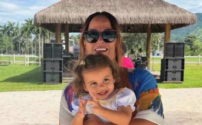Nadine Gonçalves comemora aniversário ao lado de Amanda Kimberlly e a neta Helena em clima de festa.