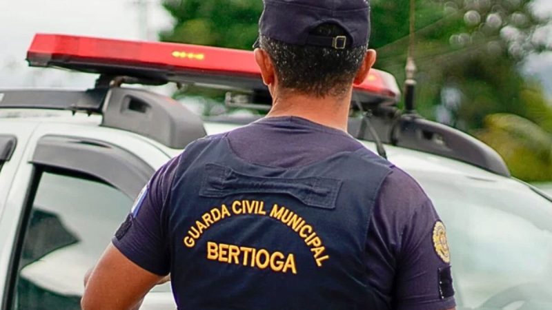 Homem é preso após morder e espancar companheira no litoral de SP