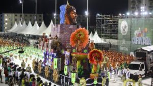 Santos Carnaval 2026: Brasil abre noite de desfiles nesta sexta; acompanhe!