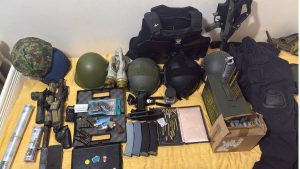 Armas clandestinas e arsenal de bomba foram apreendidas em Piracicaba