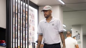 Neymar Jr expressa opinião sobre Cuca assumindo o Santos após demissão de Juan Pablo Vojvoda.