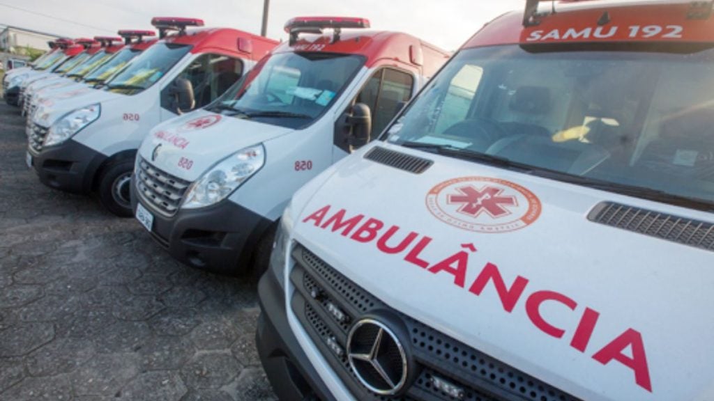 Bebê morre em Praia Grande após ingestão de medicamento adulto e traumatismo craniano.