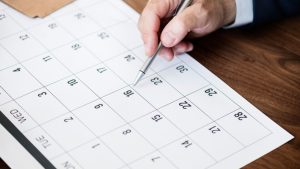 Calendário completo dos feriados 2026 no Brasil para planejamento de folgas e organização do ano.