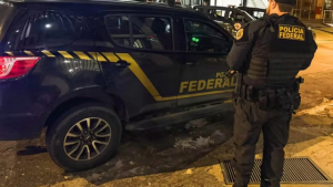 Operação Narco Fluxo da Polícia Federal em Bragança Paulista investiga lavagem de dinheiro e MCs famosos.
