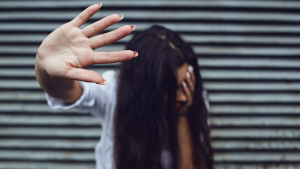 Audiência de retratação por violência contra a mulher conforme a nova Lei 15.380/2026.