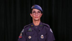 Coronel Glauce Anselmo Cavalli, primeira mulher no comando da Polícia Militar de São Paulo, em farda oficial.