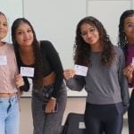 Quadrigêmeas e trigêmeos tiram título de eleitor em uma missão de cidadania