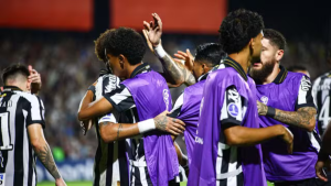 Neymar e Robinho Jr. em destaque após vitória do Santos contra Deportivo Recoleta na Sul-Americana.