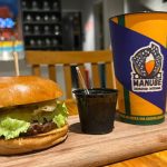Manube Day em Santos sorteia seis meses de cerveja grátis nesta sexta-feira