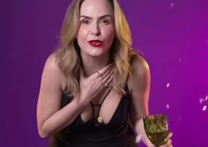 Ana Paula Renault em destaque no show da Shakira em Copacabana após polêmica e confusão.