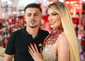 Andressa Urach e Flávio Giglioli em destaque sobre separação e polêmica de vandalismo em veículo.