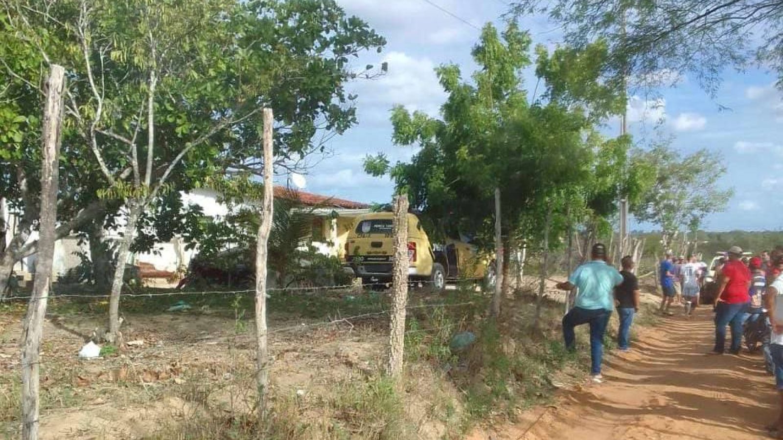 Por ciúmes da esposa, homem mata cinco pessoas
