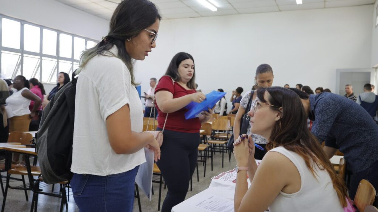 4a-edicao-da-Feira-da-Empregabilidade-vai-oferecer-mais-de-2-mil-vagas-1024x683