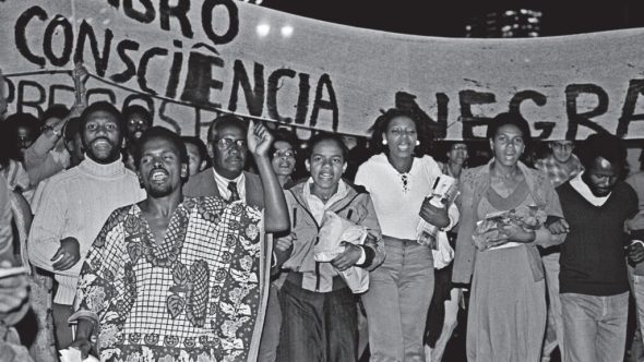 Consciência-negra-manifestação-anos-1970-2-1024x683
