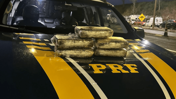 PRF apreende drogas em Marília (Foto: Divulgação/PRF)