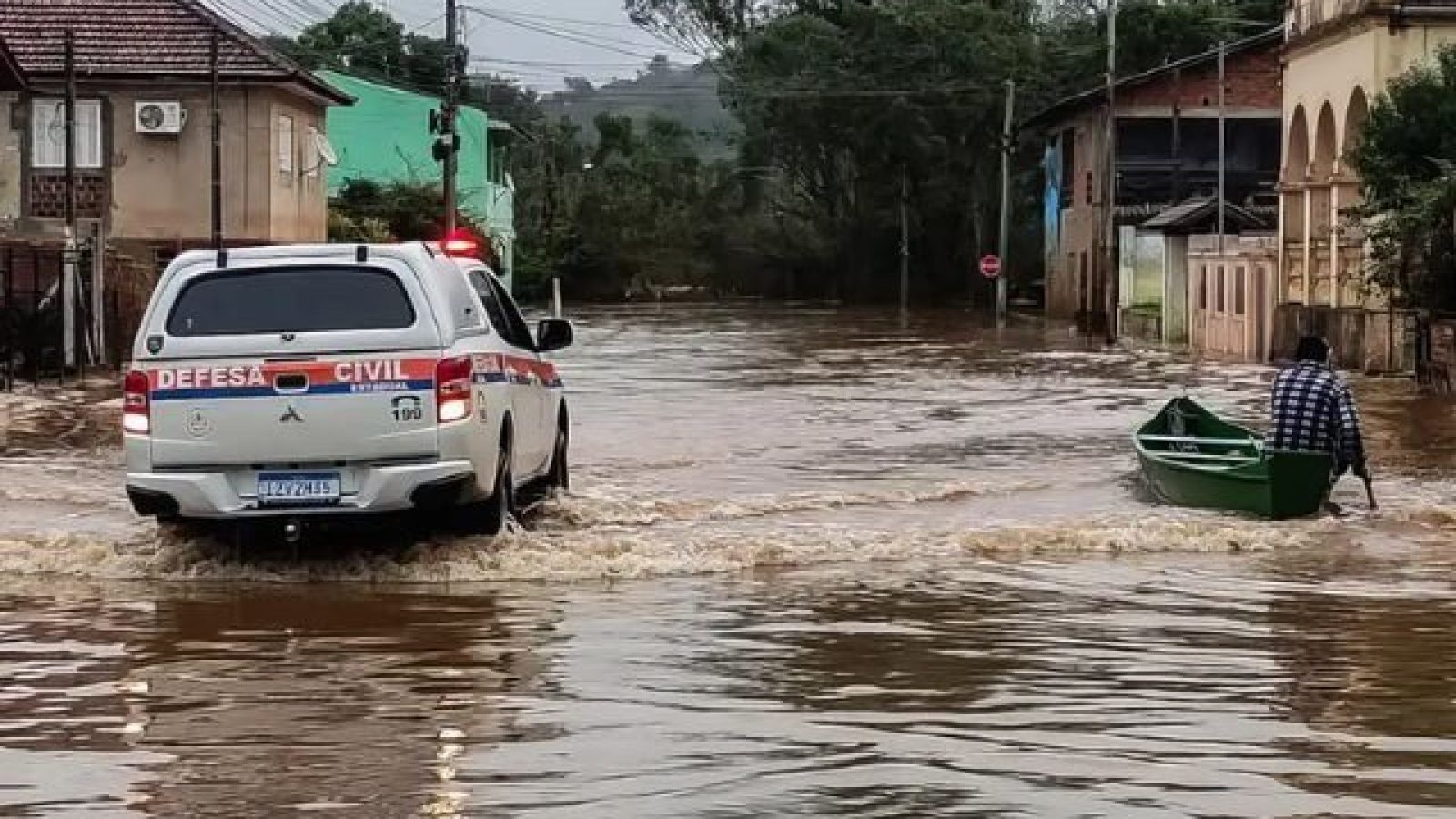 Mais_de_2_milhoes_de_pessoas_foram_afetadas_pela_tragedia_climatica_que_assola_o_Rio_Grande_do_Sul_Defesa_Civil_RS_1e7adb4469