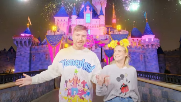 MrBeast fecha Disney para encontro com a noiva