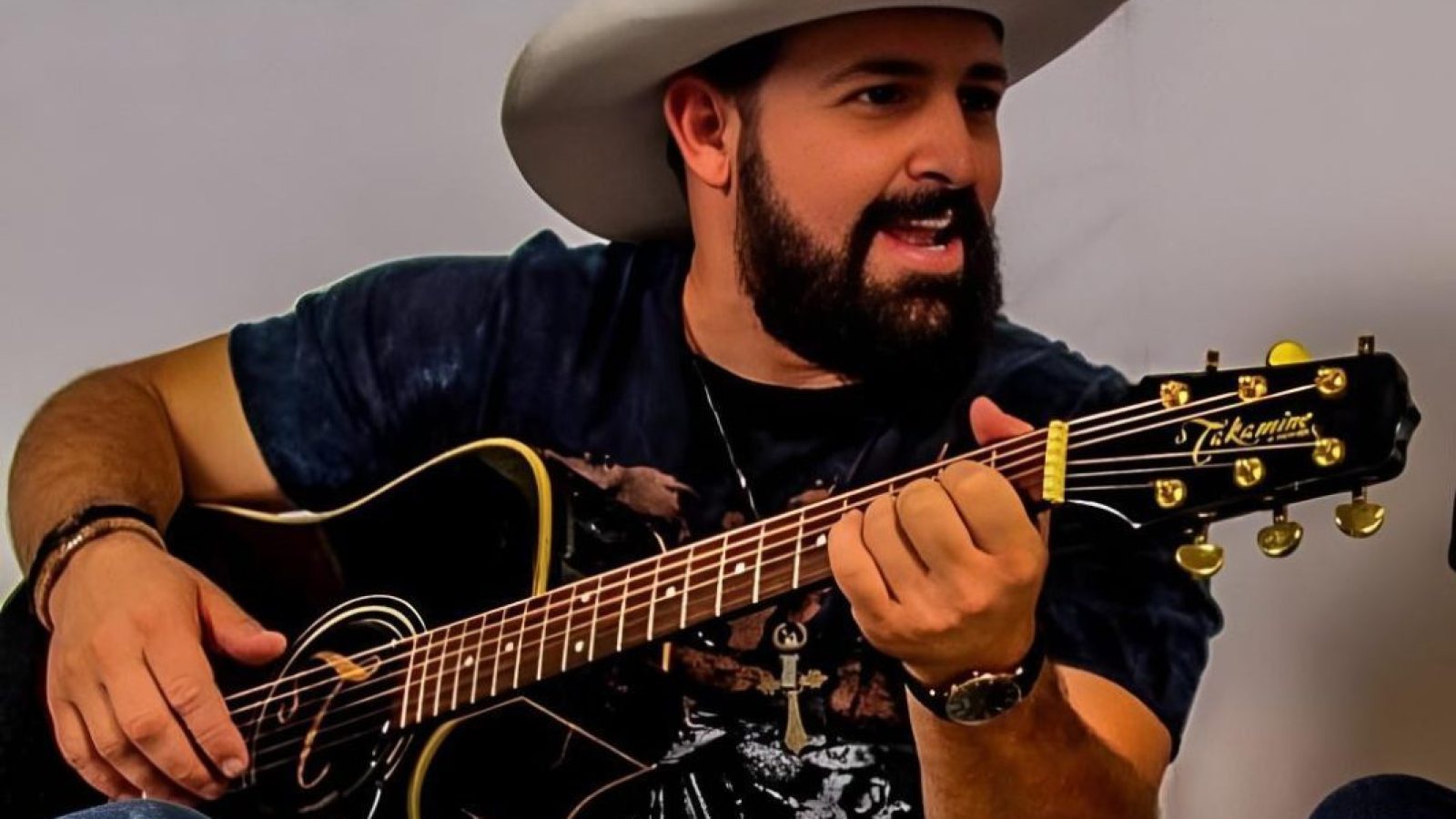 cantor sertanejo e amigo são mortos
