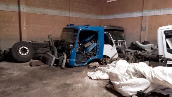 Depósito de desmanche de caminhões foi encontrado em Mogi Guaçu (Foto: Divulgação / Polícia Civil)