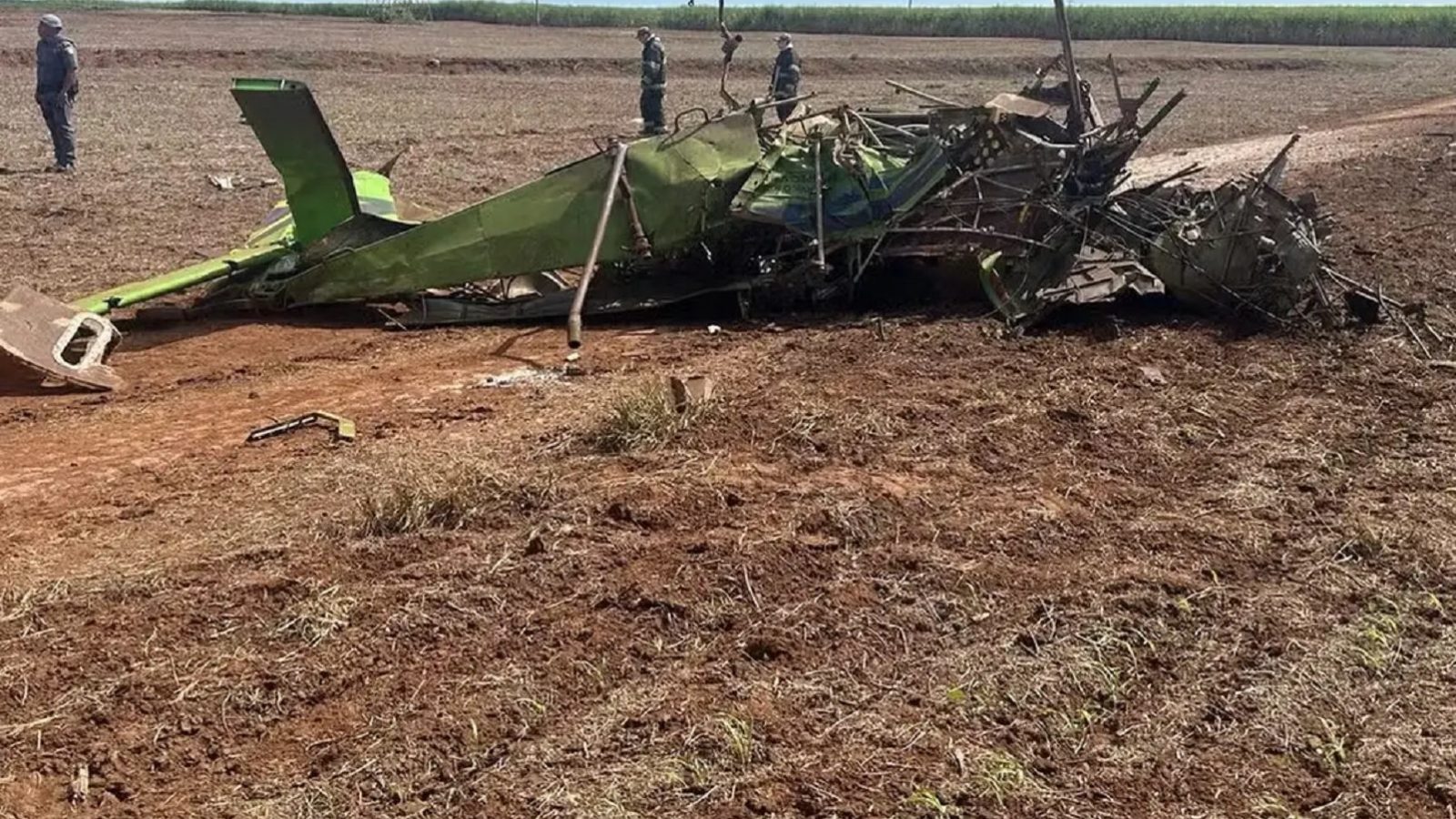 Piloto morreu após queda de avião no interior de São Paulo Defesa Civil