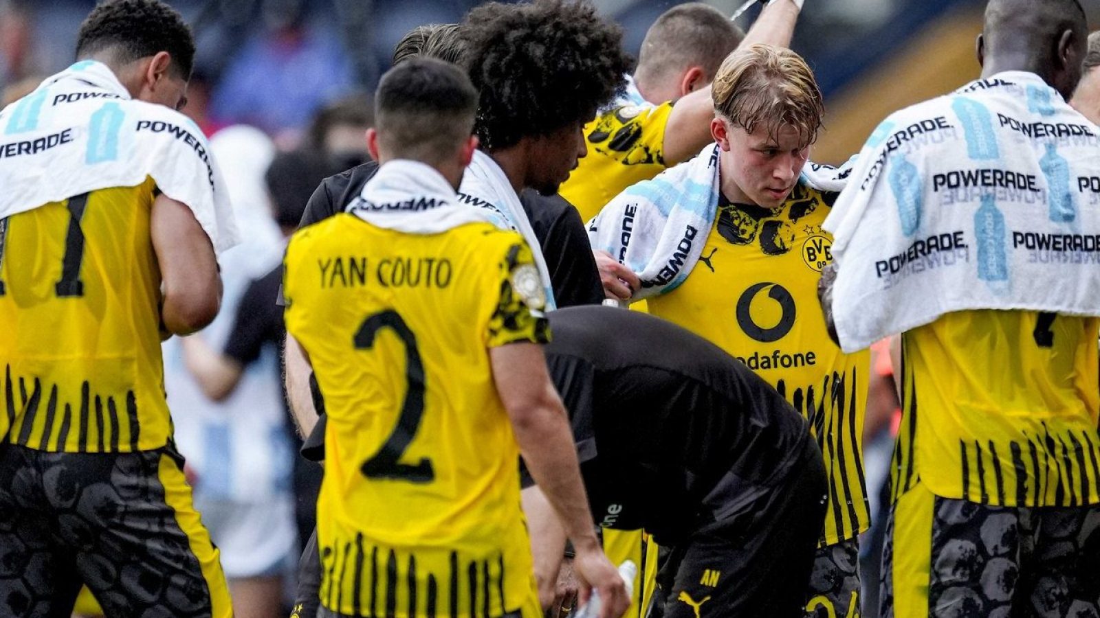 Alex Simoes Borussia Dortmund Mundial Site Oficial Borussia