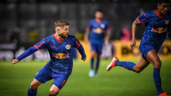 bragantino red bull ari ferreira flickr