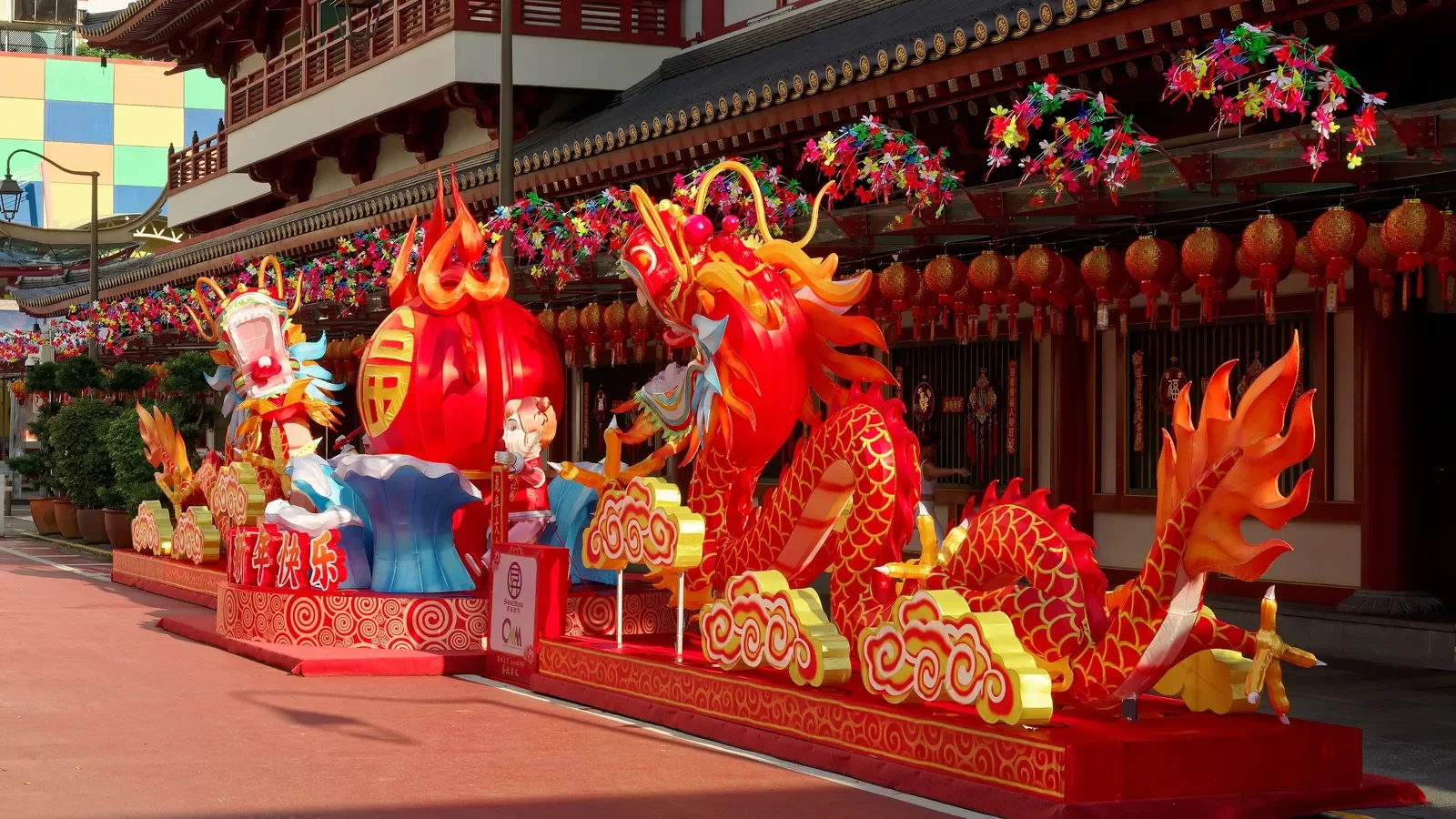 chinese_new_year_decorations_in_chinatown-_singapore-_