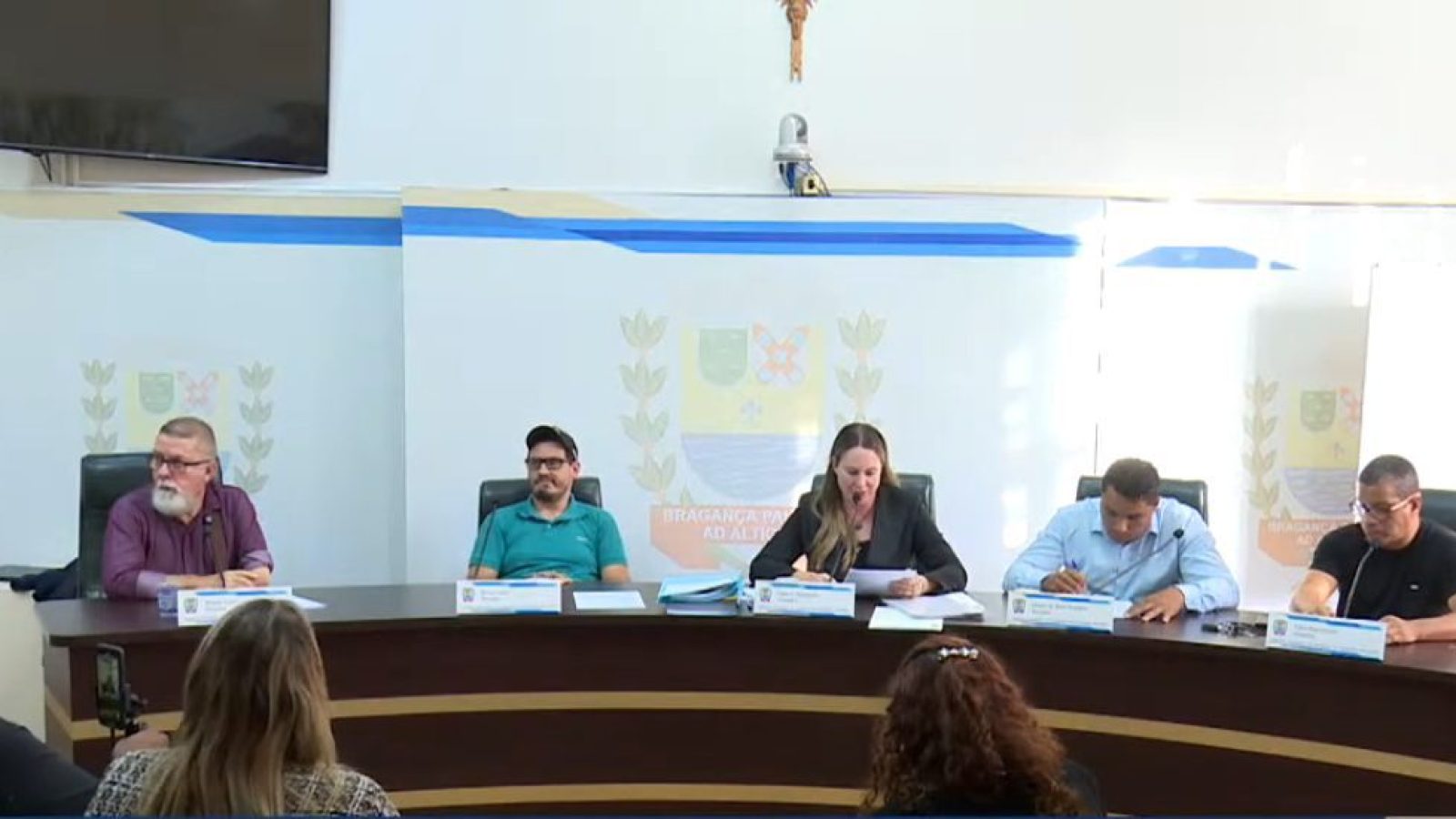 PLC do IPTU recebe parecer favorável na Comissão de Bragança Paulista (Foto: Reprodução/YouTube)