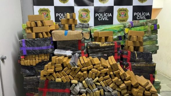Mais de 1,5 tonelada de maconha é apreendida em Itaí, na rota de Campinas (Foto: Reprodução / Agência SP)