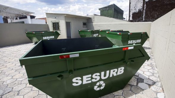 lixo descarte irregular praiagrande