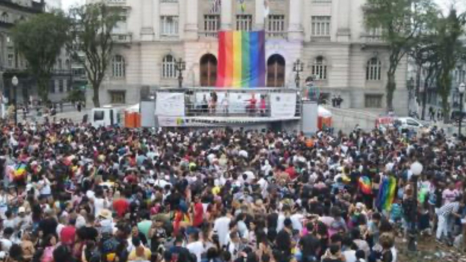 parada lgbt+ de santos
