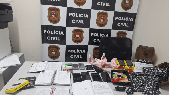 polícia-casa-prostituição