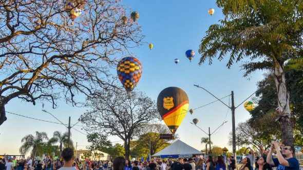 rio claro aniversário balões
