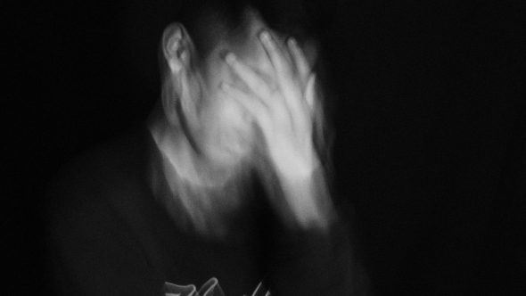 tontura vertigem ivanbe pratama unsplash